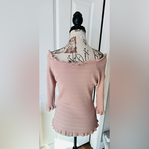 Blush Ribbed Off-Shoulder Sweater - Picture 5 of 7